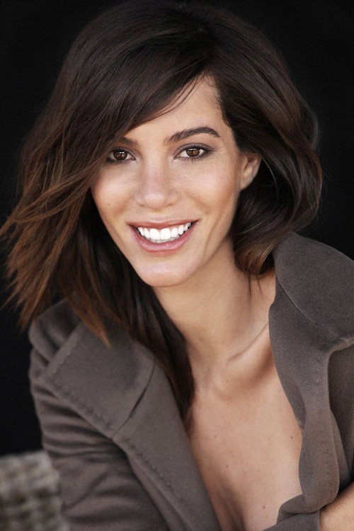 Photo of Larissa Andrade, Acting