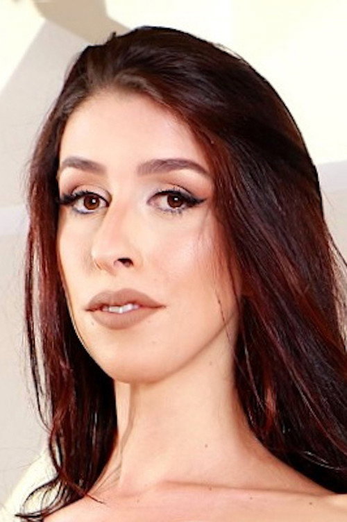 Photo of Thaysa Carvalho, Acting