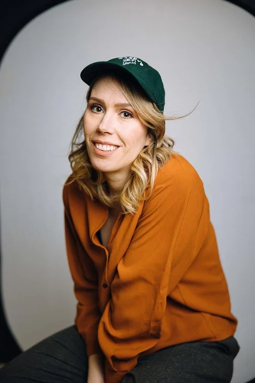 Photo of Clara Altimas, Acting