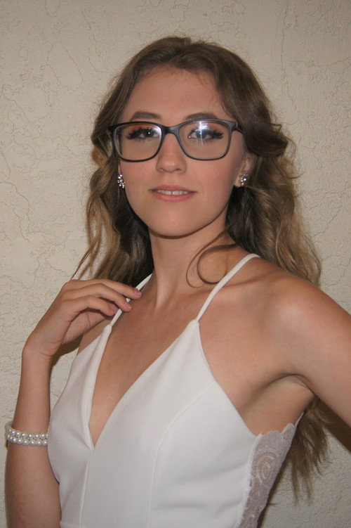 Photo of Annabelle Monro, Acting