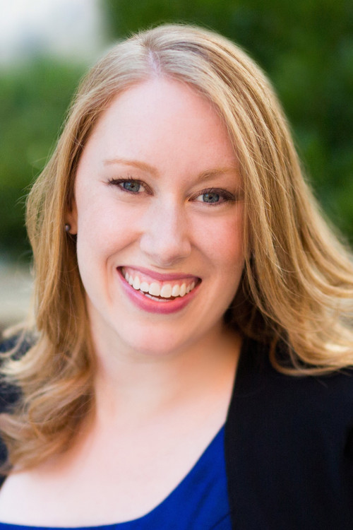 Elise Groves profile