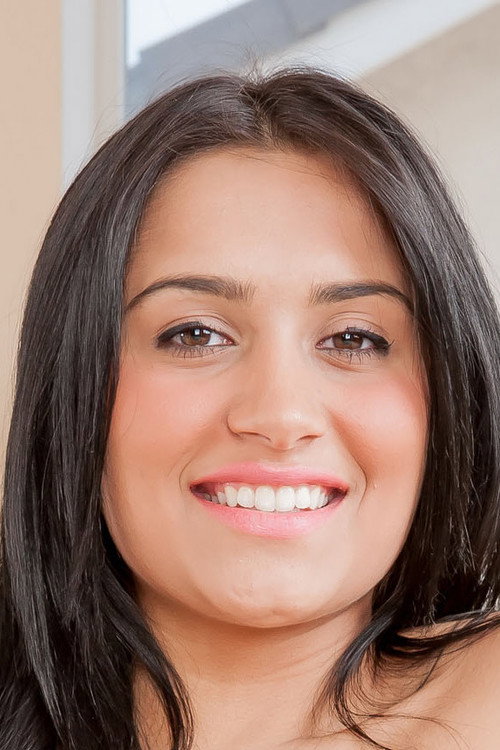 Photo of Giselle Mari, Acting