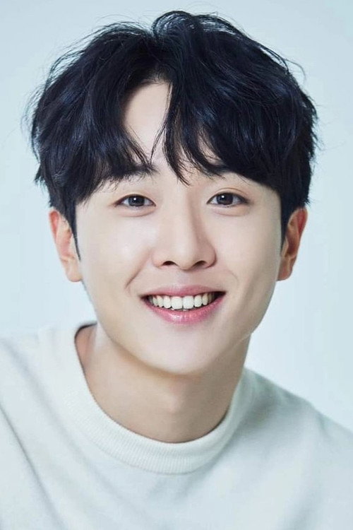 Photo of Yun Woo, Acting