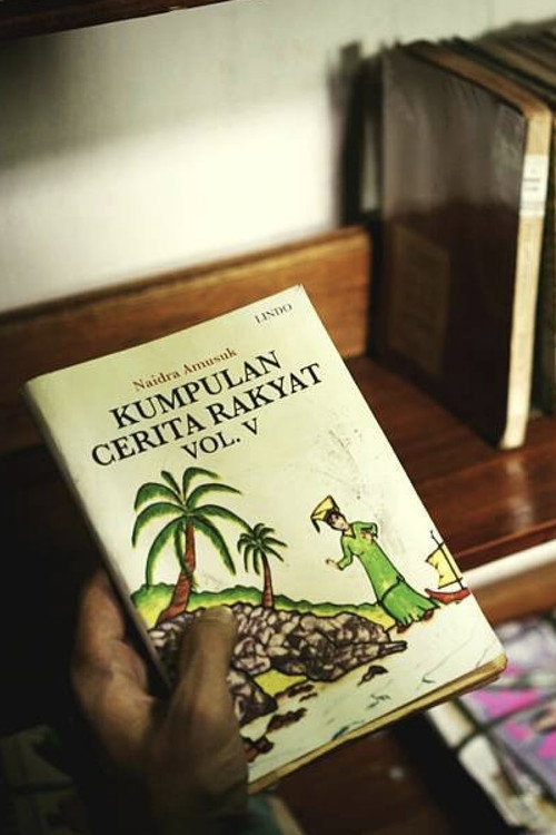Movie poster for Pustaka (2016)