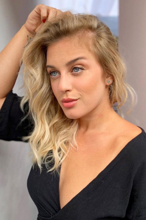 Photo of Thaís Conrado, Acting