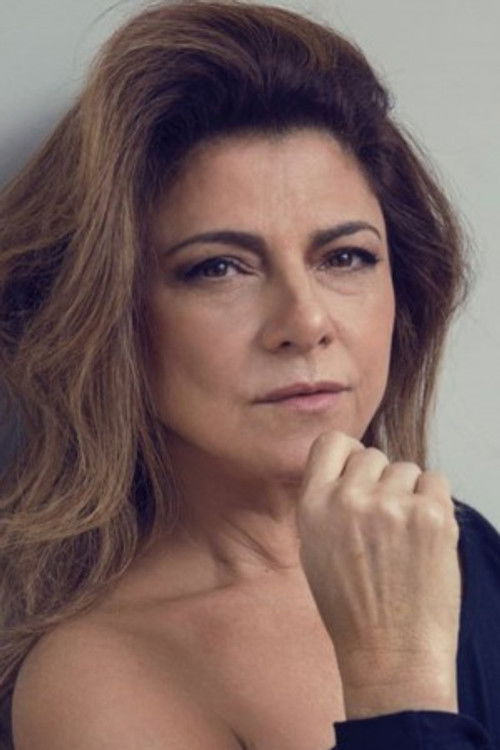 Vânia de Brito profile