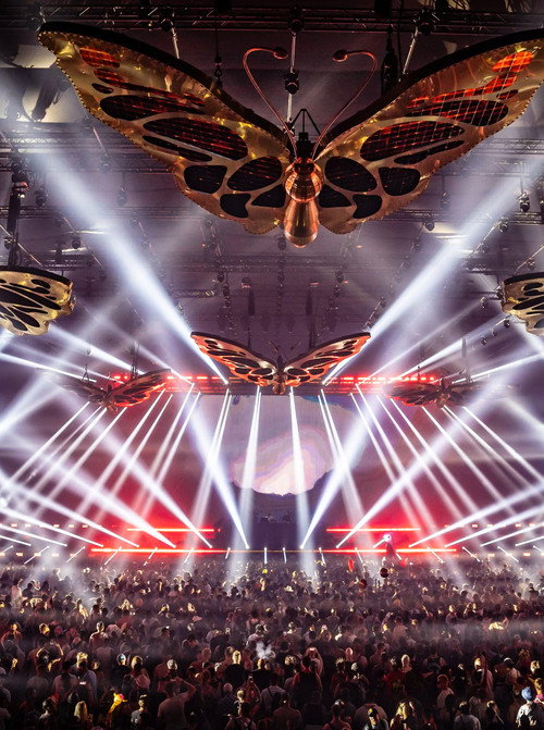 Movie poster for HARDWELL - TOMORROWLAND 2024 W1 (THROWBACK SET - FREEDOM STAGE) (2024)