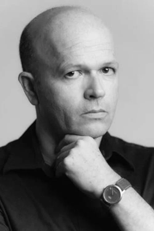 Photo of Osvaldo Doimeadiós, Acting