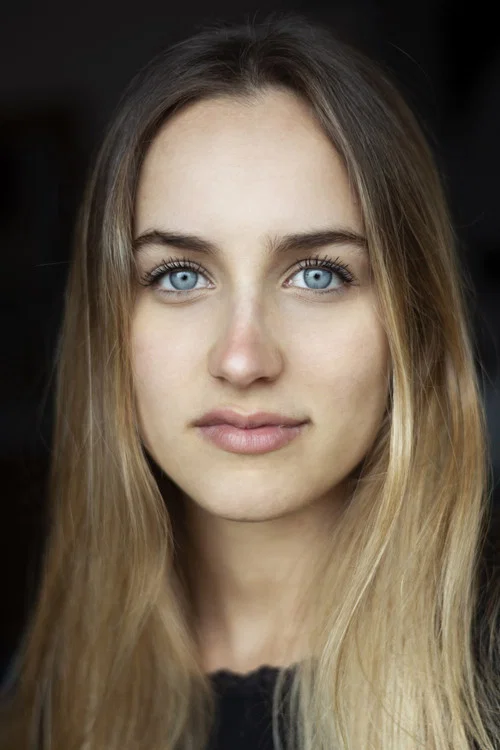 Photo of Claudia Stecher, Acting