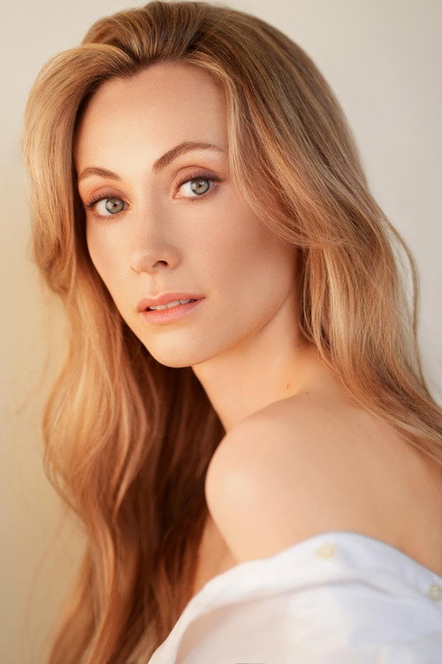 Photo of Cassie Collis, Acting