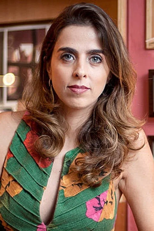 Photo of Ana Petta, Acting