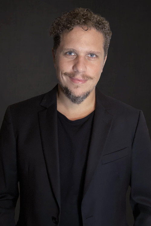 Gary Alazraki profile