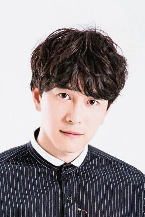 Photo of Edmund Chen, Acting