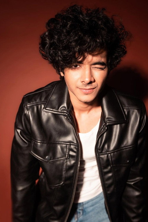 Shine Pandey profile