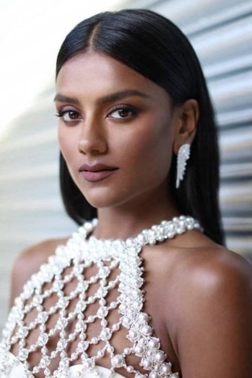 Simone Ashley profile