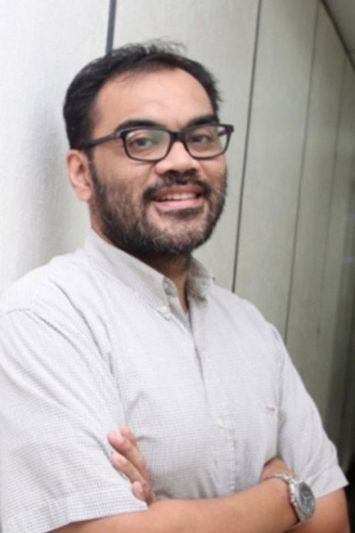 Photo of Farishad Latjuba, Directing
