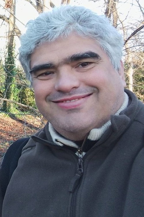 Photo of Edil Bilhalva, Acting