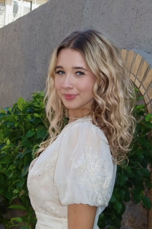 Photo of Ava Rhea Economopoulos, Acting