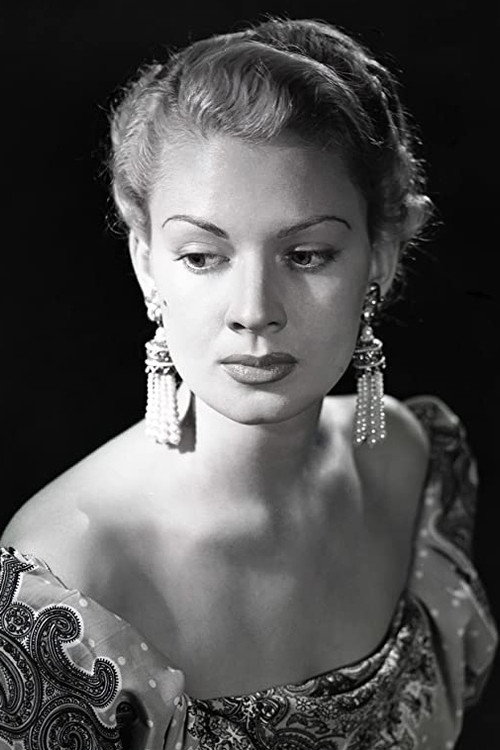 Photo of Renée Dumas, Acting