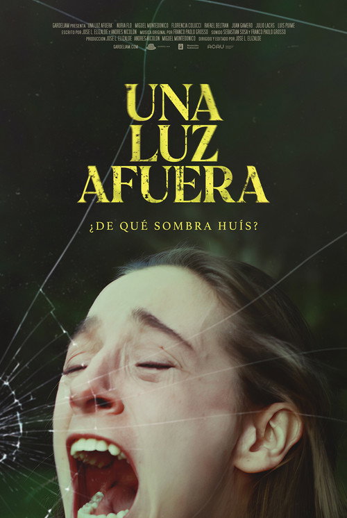 Movie poster for Una luz afuera (2024)