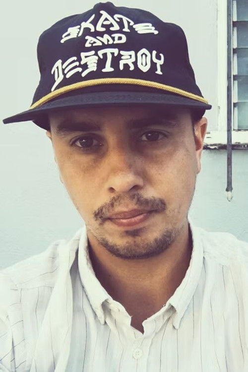 L. Gustavo Cooper profile