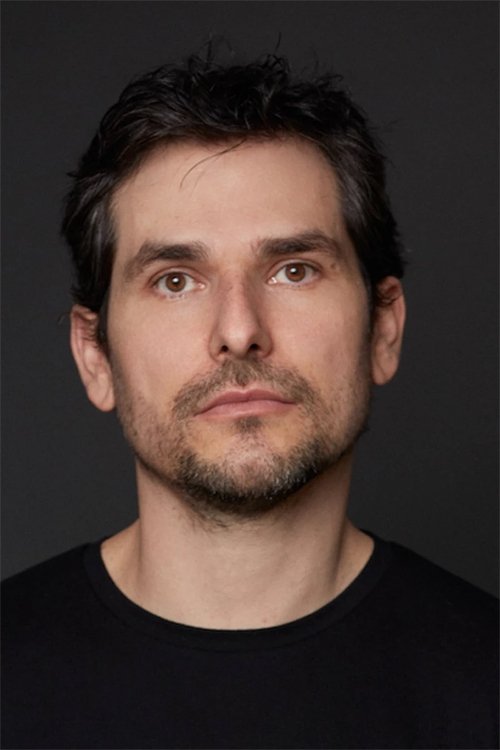 Photo of Alan Estrada, Acting