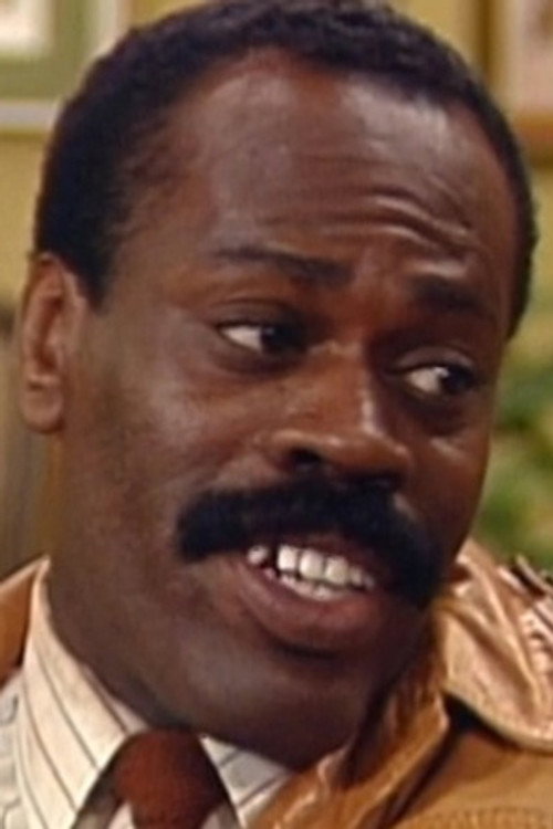 Photo of Le Tari, Acting