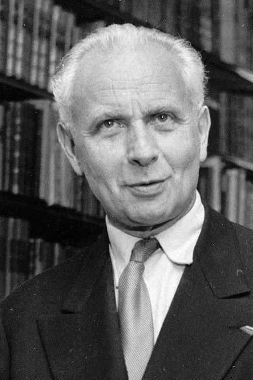 Photo of Louis Aragon, Writing