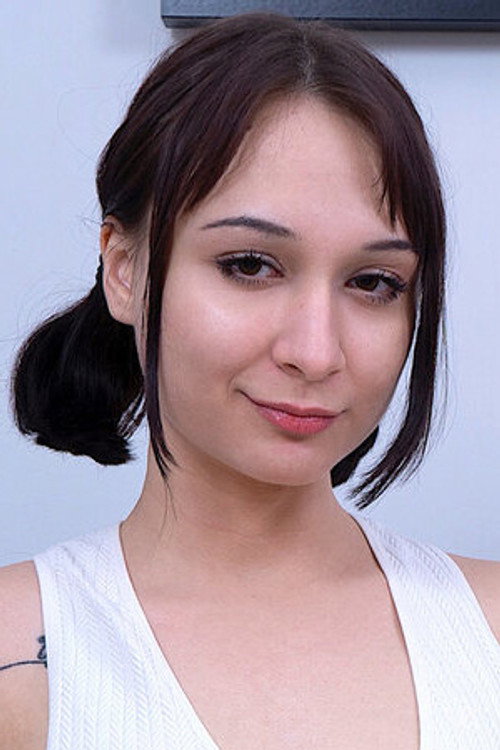 Photo of Mia La Fou, Acting