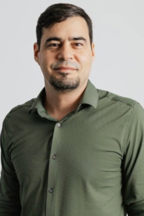 Photo of Érico Cazarré, Camera