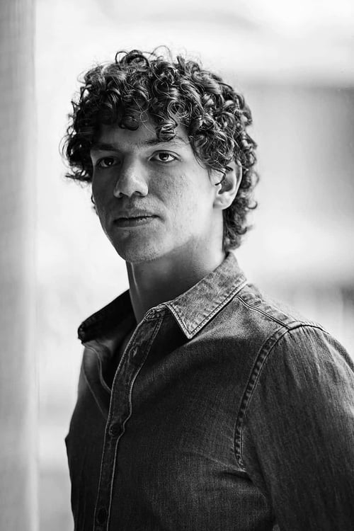 Isaac Hernández profile