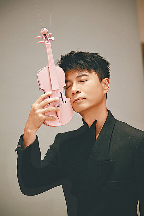 Movie poster for 李克勤 - 弦續 李克勤港樂演唱會 Hacken Lee X HK Phil Concert 2023 (2023)