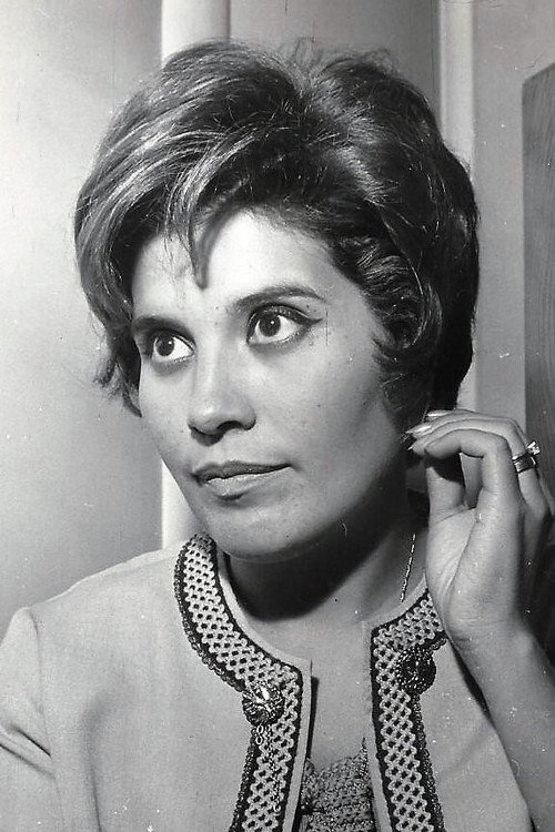 Photo of Monna Bell, Acting