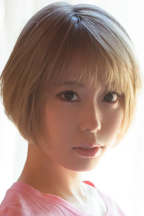 Photo of Misuzu Kawana, Acting