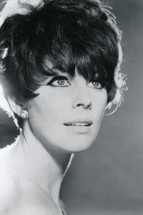 Photo of Elizabeth Knowles, Acting