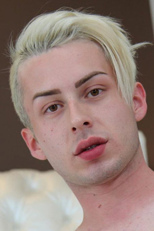 Photo of Skylar Starr, Acting