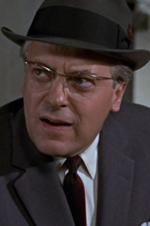 Photo of Robert MacLeod, Acting