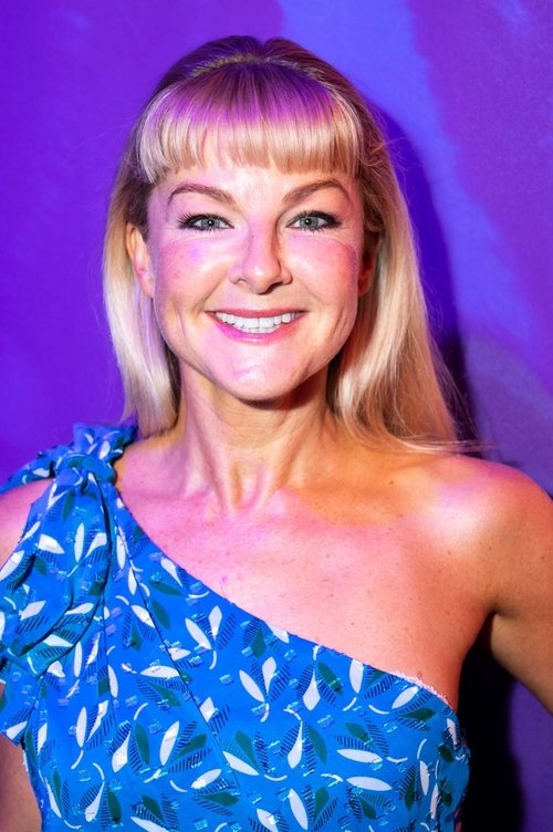 Sarah Hadland profile
