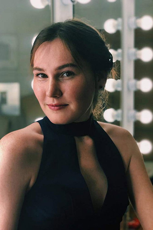 Photo of Elizabeth Slade, Acting
