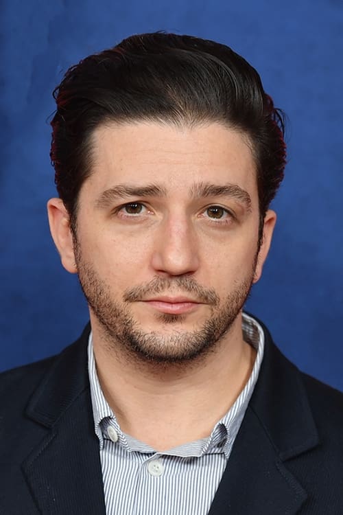 John Magaro profile