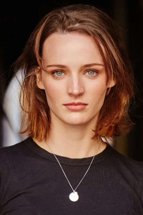 Photo of Airlie Dodds, Acting