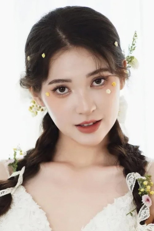 Photo of Victoria Du, Acting