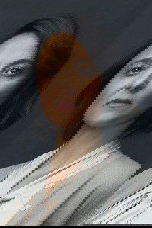 Daniela Farinacci profile