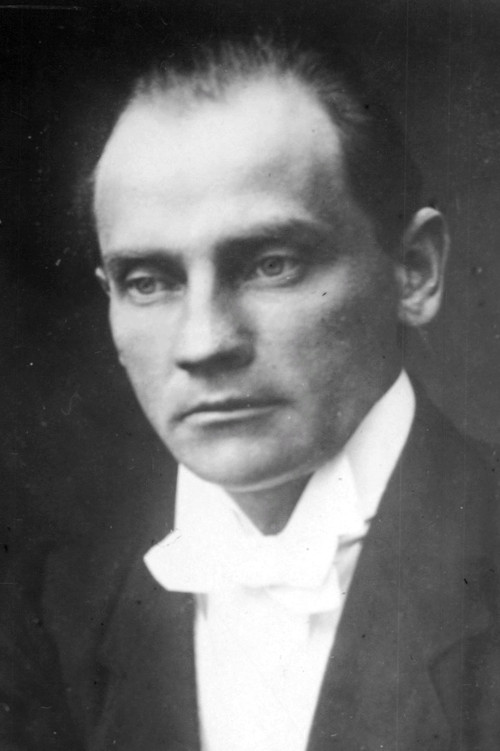 Photo of Henning Ohlson, Writing