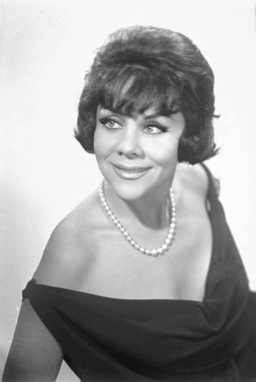 Photo of Amelia Bence, Acting