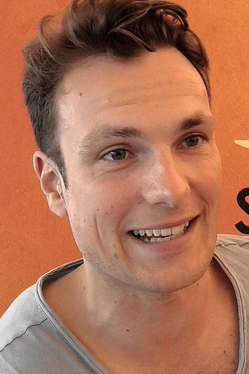 Photo of Valentijn Benard, Acting