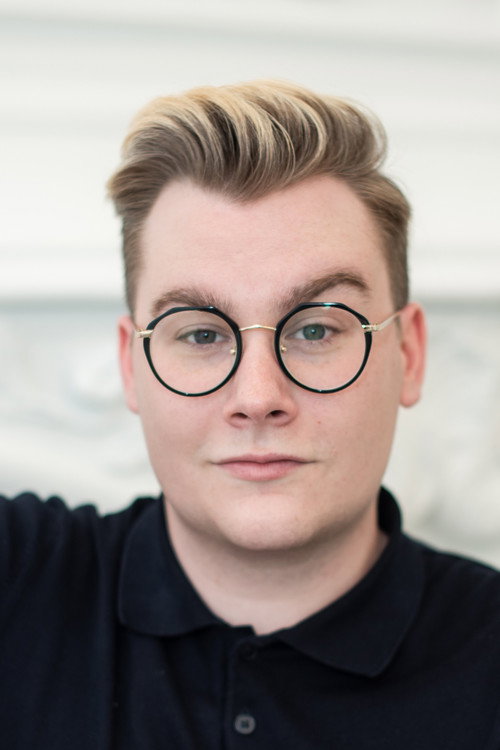 Photo of Tom Hearn, Acting
