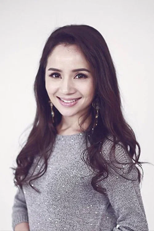 Photo of Gulmina Mamat, Acting