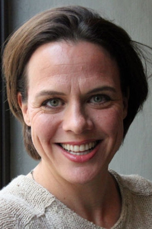 Photo of Karine Dybvik, Acting