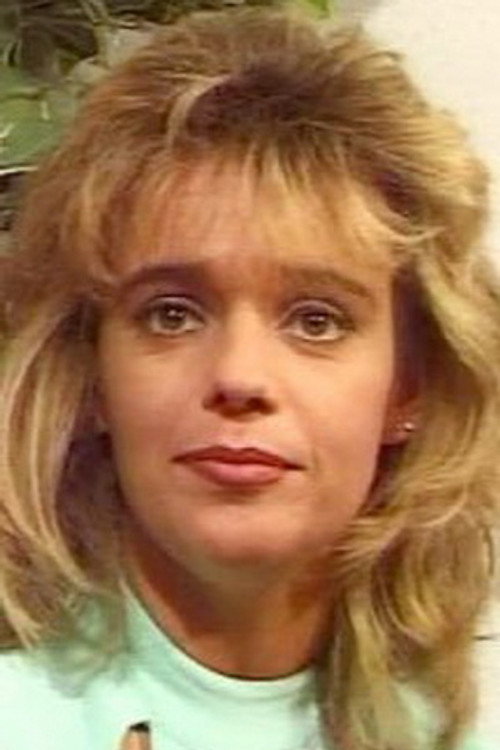 Photo of Iris Cash, Acting